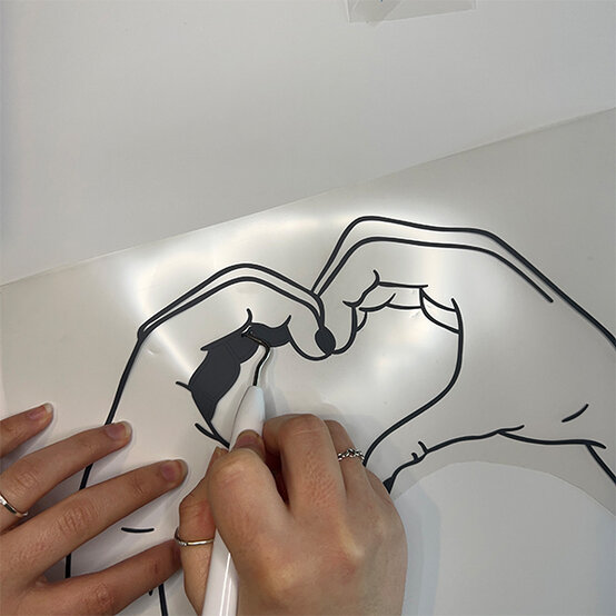 how-to-decorate-a-tote-bag-for-pride_step-12.jpg?sw=554&q=85