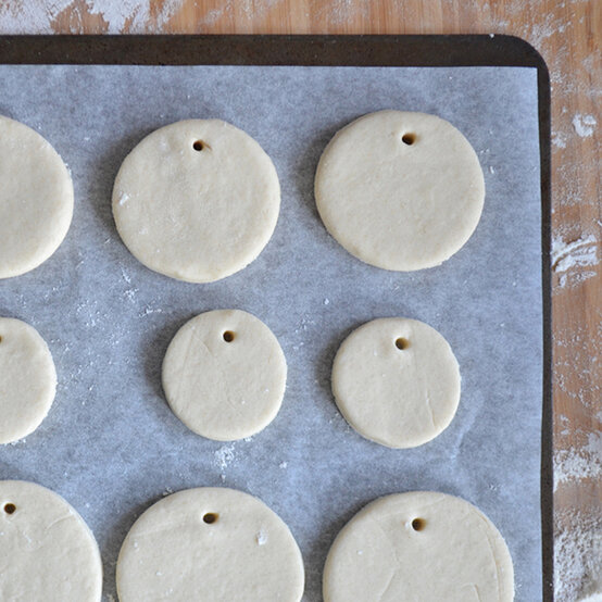 salt-dough-decorations9.jpg?sw=554&q=85