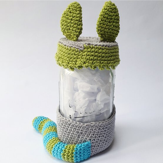 Idea_%20how-to-upcycle-jars-with-crochet_step10.jpg?sw=554&q=85