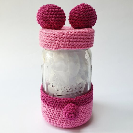Idea_%20how-to-upcycle-jars-with-crochet_step8.jpg?sw=554&q=85