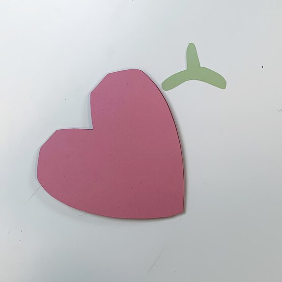 berry_card_stem_step_4.jpg?sw=554&q=85