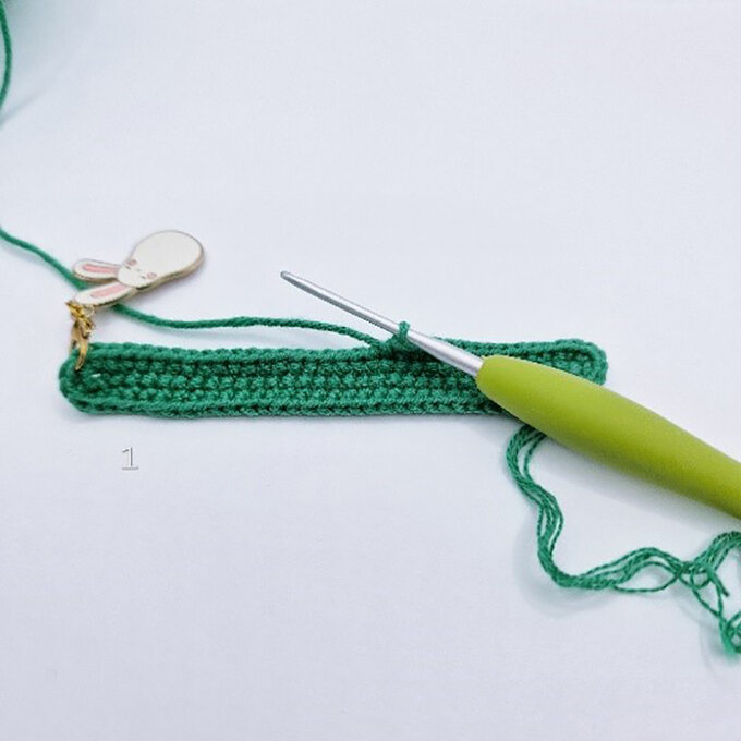 Idea_How-to-crochet-vegetables_Peas1.jpg?sw=680&q=85
