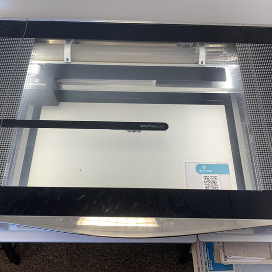 idea_Glowforge-First-Christmas-Snowglobe_Step2.jpg?sw=554&q=85