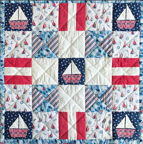 days-by-the-sea-quilt.jpg?sw=554&q=85