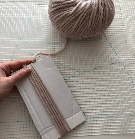 Idea_How-to-make-a-latch-hook-tree_Step-3.JPG?sw=554&q=85