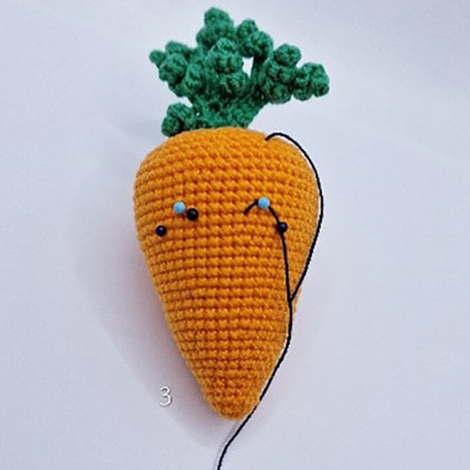 Idea_How-to-crochet-vegetables_Carrot3.jpg?sw=680&q=85