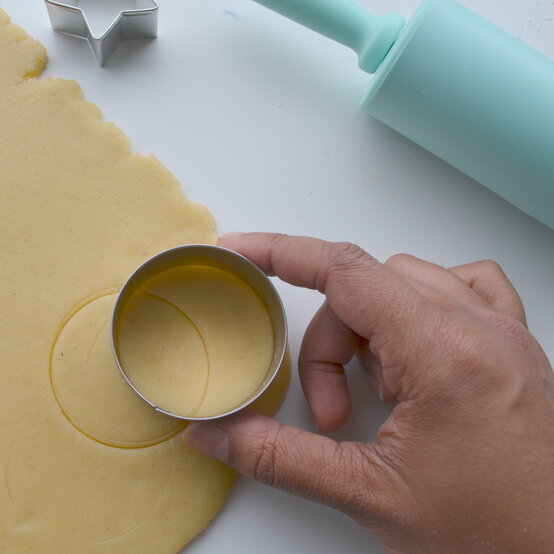 eid_biscuits_3.jpg?sw=554&q=85