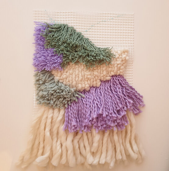 How-to-make-a-latch-hook-wall-hanging_step-4b.jpg?sw=554&q=85