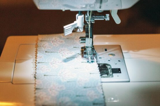 5-joining-the-quilt-resize-870x580.jpg?sw=554&q=85