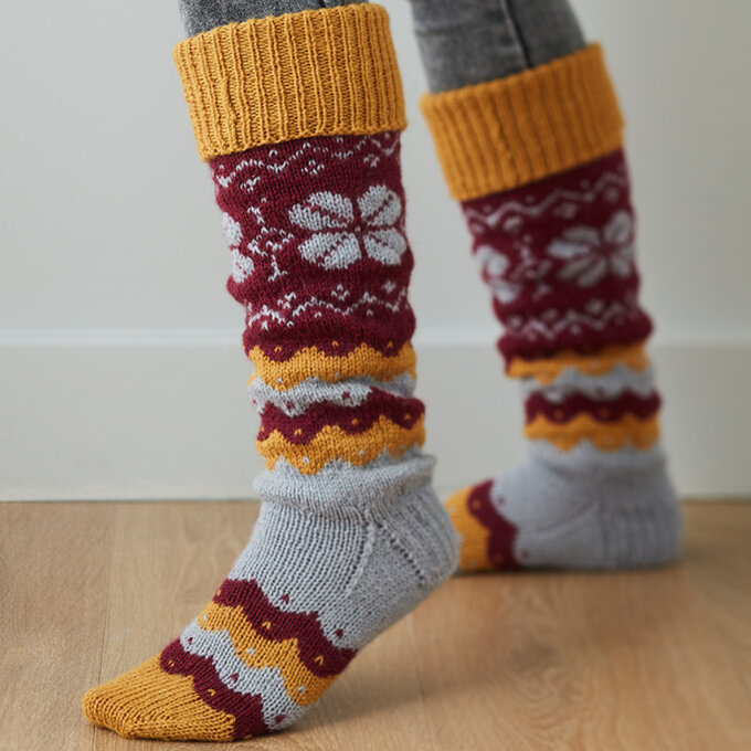 idea_knitwear-ideas-to-make-this-autumn_socks.jpg?sw=680&q=85