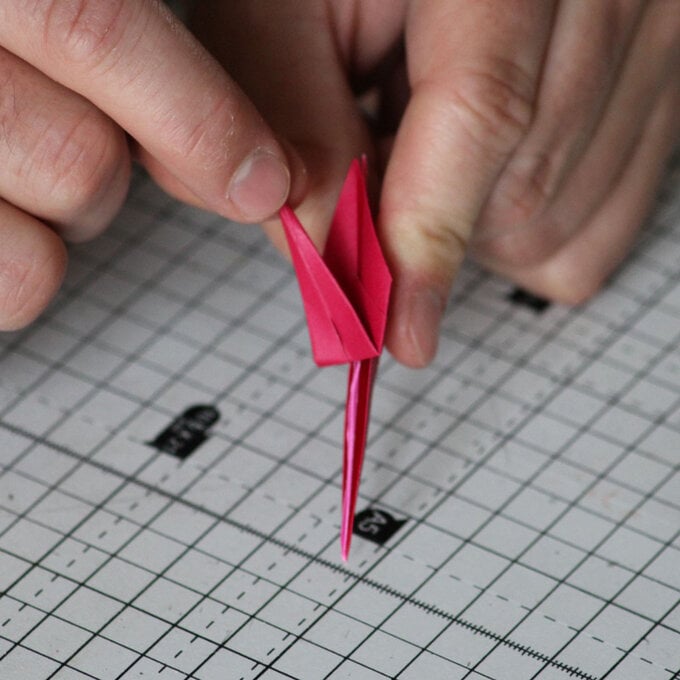 origami-baubles-11b.jpg?sw=680&q=85
