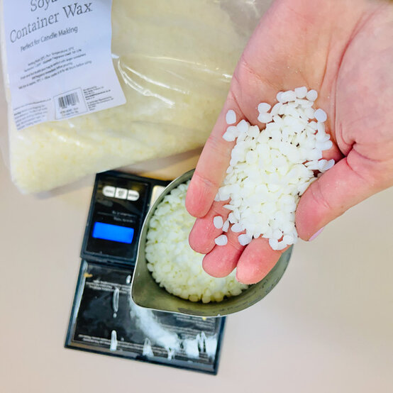 idea%5Fhow%2Dto%2Dmake%2Da%2Dflower%2Dcandle%5Fstep%2D9.jpg?sw=554&q=85