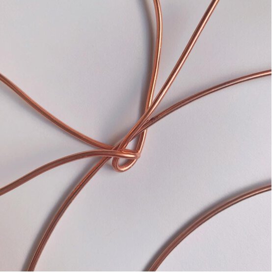 pom_pom_bunny_wall_art_step_5.jpg?sw=554&q=85