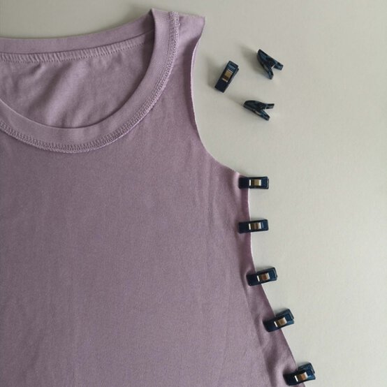 Ombre%20dyed%20children%27s%20dress_Step2_1.jpg?sw=554&q=85