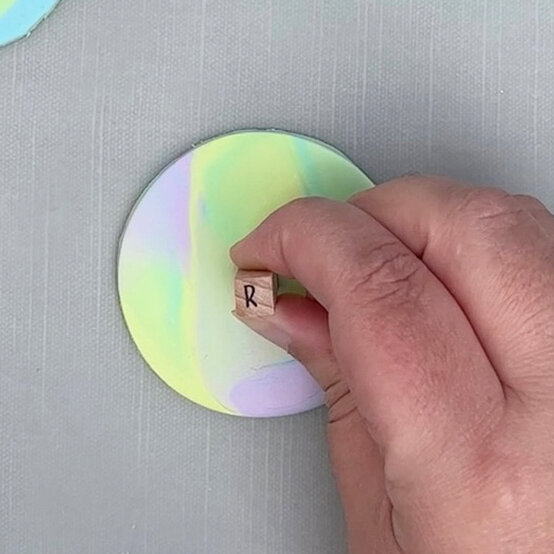 idea_how-to-make-polymer-clay-tags_step6a.jpg?sw=554&q=85