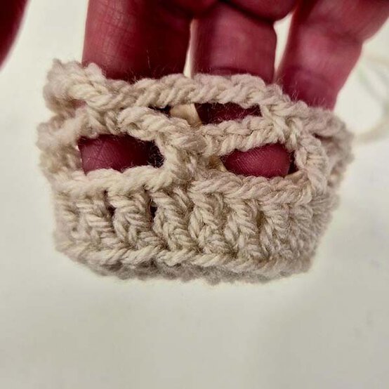 ideas%5Fcrochet%2Ddrinks%2Dholder%5F3.jpg?sw=554&q=85