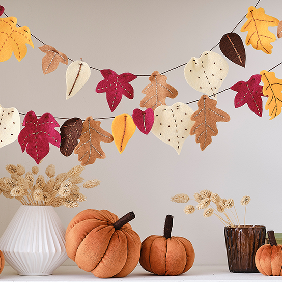 idea%5Fautumn%2Dembroidery%2Dprojects%2Dgarland%5Fstep.png?sw=554&q=85