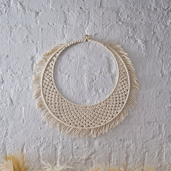 Idea_main_macrame-christmas-wreath.jpg?sw=554&q=85