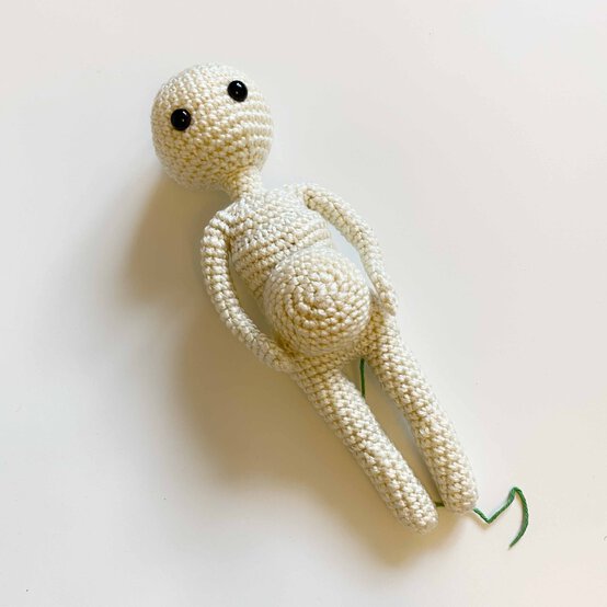 Idea_how-to-make-amigurumi-dolls_maddison5b.jpg?sw=554&q=85
