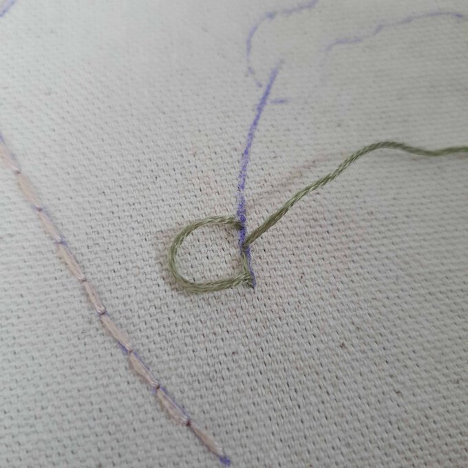 Idea_how-to-make-an-embroidered-banner_step6c.jpg?sw=680&q=85