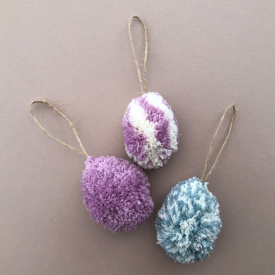 pom-pom-egg_step8.jpg?sw=554&q=85