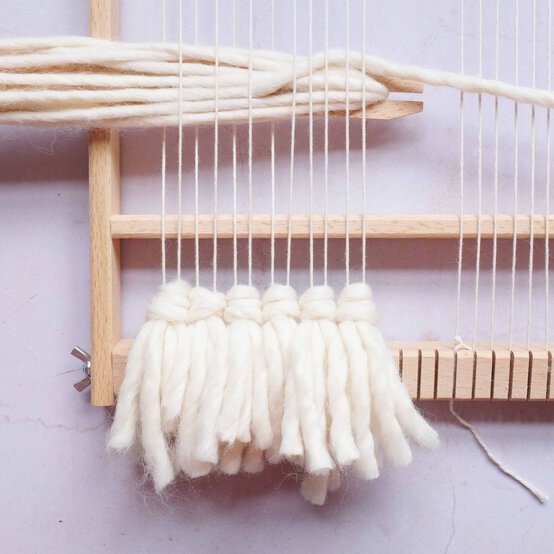 Idea_how-to-make-a-woven-christmas-banner_step14.jpg?sw=554&q=85