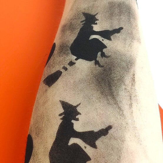 face-paint-witch.jpg?sw=554&q=85