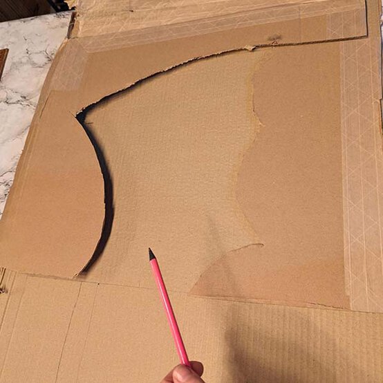 ideas%5Feasy%2Dhalloween%2Dcostumes%2Dfor%2Dkids%5Fbat%2Dwings%2Dstep%2D1b.jpg?sw=554&q=85