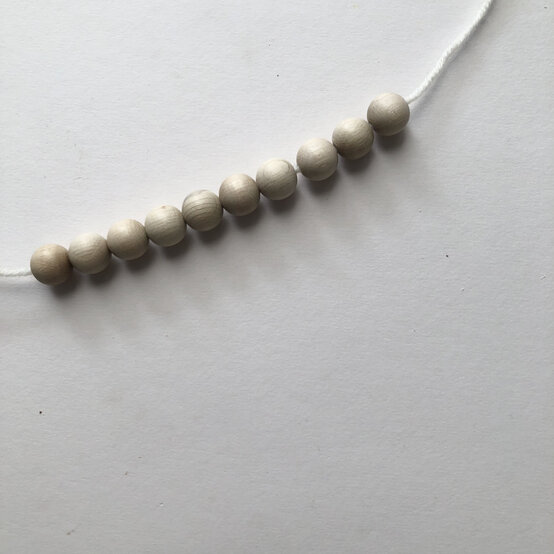 Christmas-stash-busting-ideas_Tree6.jpg?sw=554&q=85