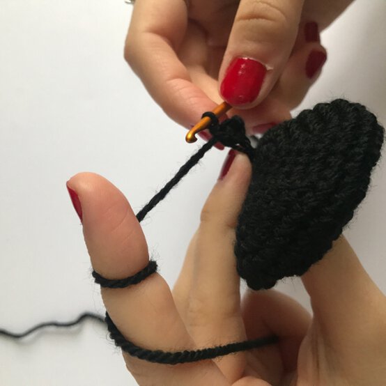 How_to_make_an_amigurumi_octopus_Pieter_Beret_5.jpeg?sw=554&q=85