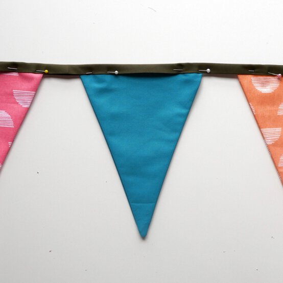 How_to_Make_Flags_Bunting_step%2011.jpeg?sw=554&q=85