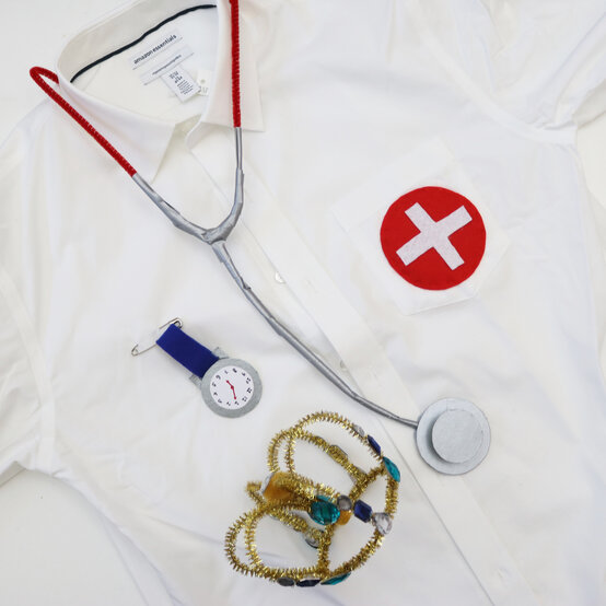 how_to_make_a_doctor_pearl_costume_step10-square.jpg?sw=554&q=85