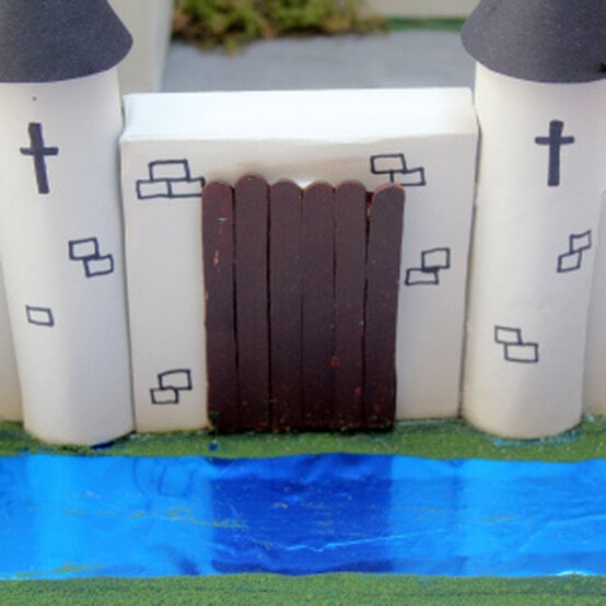 castle-13.jpg?sw=554&q=85