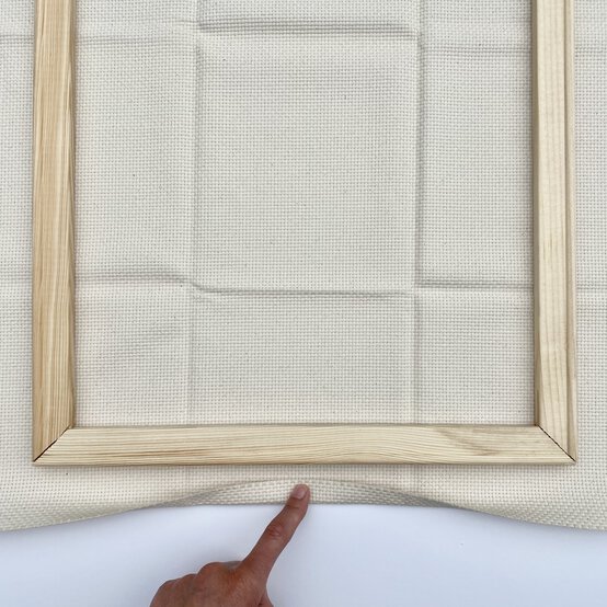 how-to-prepare-a-punch-needle-frame-step_3_first_fold.jpg?sw=554&q=85