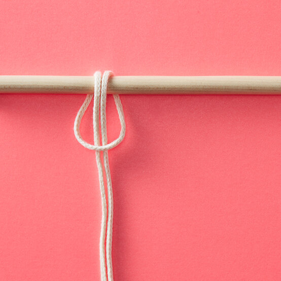 idea_get-started-in-macrame-lark_step3.jpg?sw=554&q=85