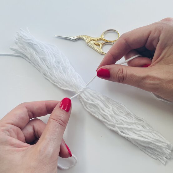 how-to-make-a-halloween-crochet-cushion-photo-1.jpg?sw=554&q=85