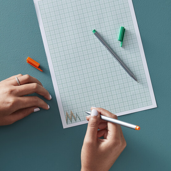 get_started_in_bargello_step-1.jpg?sw=554&q=85