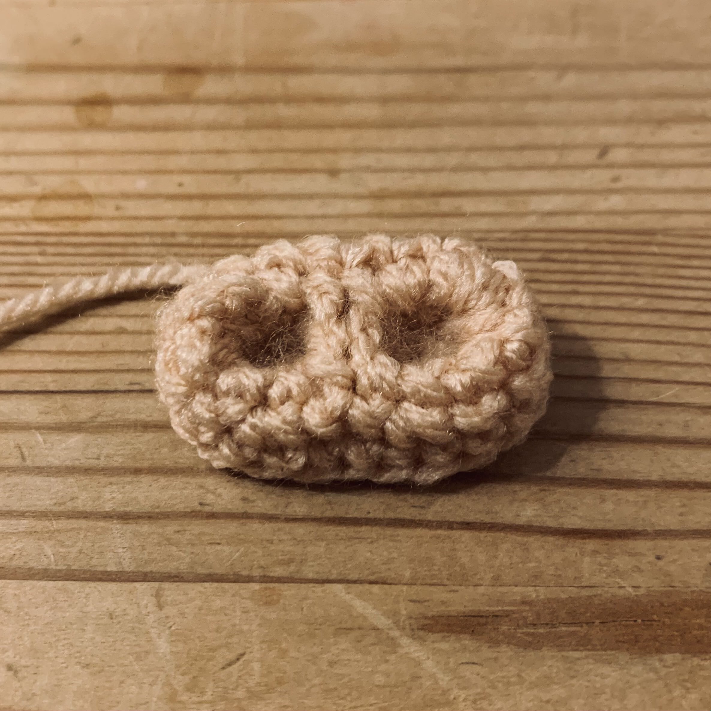 how-to-crochet-a-highland-cow_nose_side.jpg??sw=680&q=85