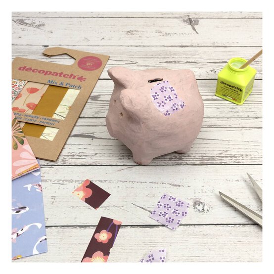 Decopatch Mache Piggy Bank 12cm image number 2