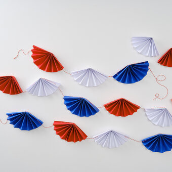How to Make Paper Fan Bunting