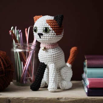 How to Crochet an Amigurumi Cat