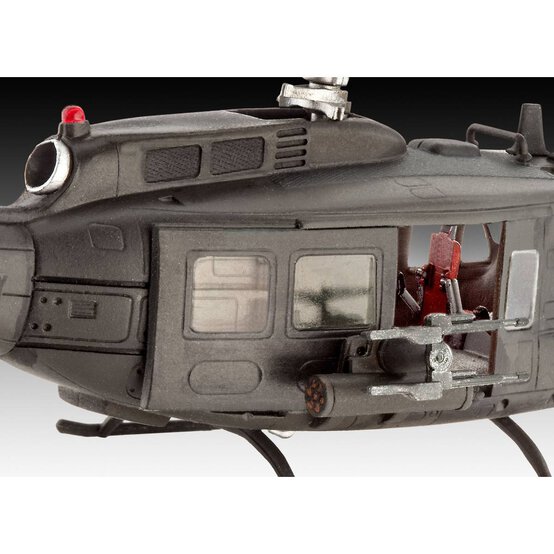 Revell Bell UH 1H Gunship Model Kit 1:100 image number 4