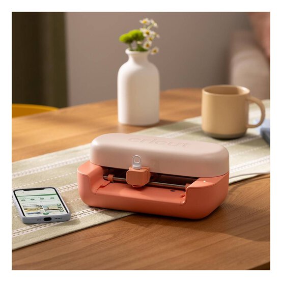 Cricut Joy 2 Coral Deluxe Bundle image number 2