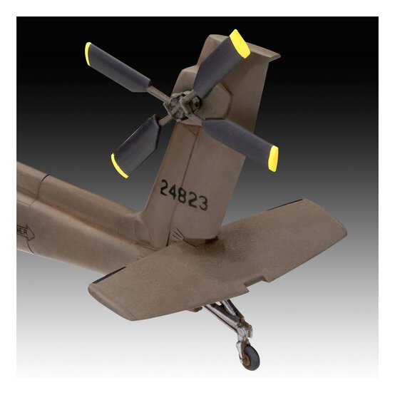 Revell AH-64A Apache Model Kit 1:72 image number 7