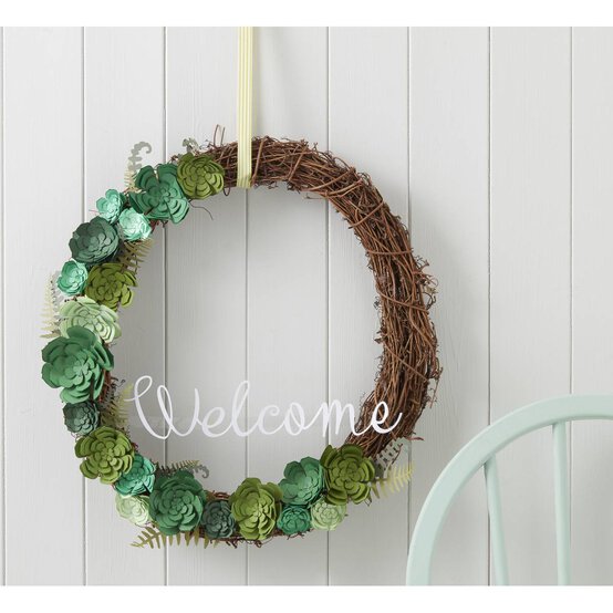 Rattan Grapevine Wreath 30.5cm image number 4