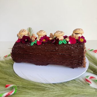 How to Make a Christmas Botanical Yule Log