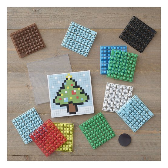 Pixel Art Christmas Tree Kit image number 2