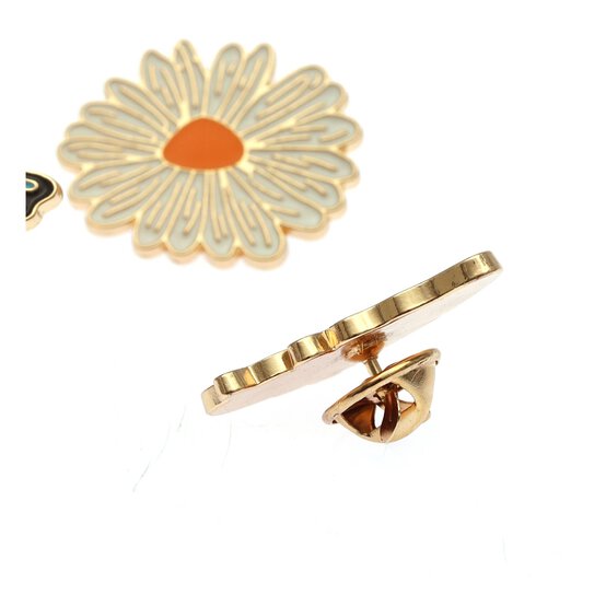 Butterfly and Daisy Metal Pin Badges 3 Pack image number 3