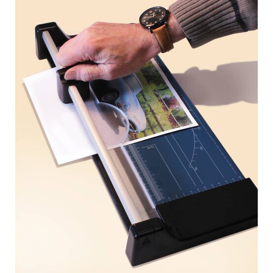 Cathedral A4 Paper Trimmer image number 3