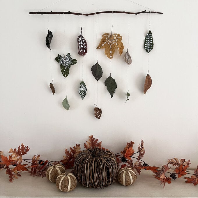 How to Make an Autumn Leaf Hanging image number 1